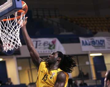 Τροχαίο ο Φράνσις χωρίς τραυματίες