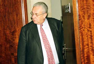 Συμφωνία Πηλαδάκη-Κοντομηνά για το νέο γήπεδο της ΑΕΛ