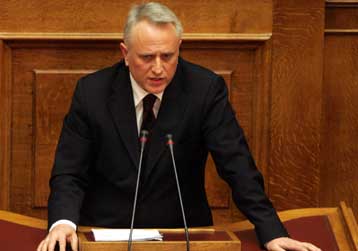 Σφοδρή αντιπαράθεση και αποχώρηση ΝΔ στη συζήτηση του ν/σ για τους προϊσταμένους