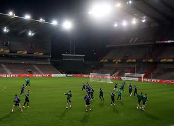 Τα πλάνα του Νιόπλια για την ανατροπή με τη Σταντάρ στη Λιέγη