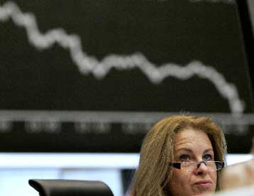 Βουτιά 3,35% στο Χρηματιστήριο με φόντο τα σχέδια στήριξης της Ελλάδας