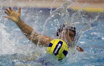 Ντέρμπι Βουλιαγμένη-Ολυμπιακός, σώθηκε ο Πανιώνιος με 12-7 επί της Γλυφάδας