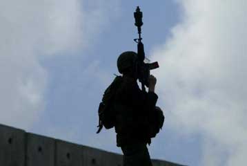 Βομβαρδισμός επτά στόχων στη Λωρίδα της Γάζας από το Ισραήλ