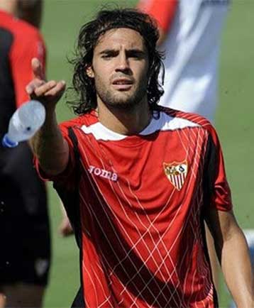 Επέμβαση στην καρδιά για τον διεθνή αμυντικό της Σεβίλης, Σέρχιο Σάντσεθ