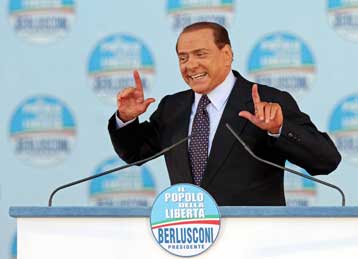 Προεκλογική συγκέντρωση υπέρ Μπερλουσκόνι στη απόρθητη -λόγω λίστας- Ρώμη