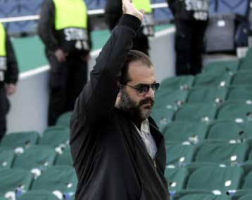 Πρωτάθλημα εμείς, πλέι οφ ο Ολυμπιακός, υποστήριξε ο Βγενόπουλος