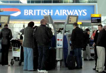 Ταλαιπωρία για χιλιάδες επιβάτες της British Airways και τη Δευτέρα