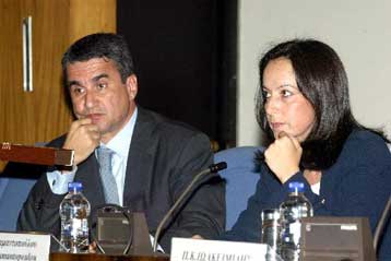 Έλεγχοι στα ιδιωτικά σχολεία για διασφάλιση του 14ου μισθού των εκπαιδευτικών