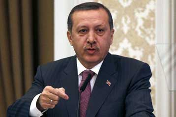 Συνταγματική αναθεώρηση προωθεί εν μέσω αντιδράσεων η κυβέρνηση Ερντογάν