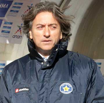 Στήριξη του Αστέρα Τρίπολης στον Βαγγέλη Βλάχο