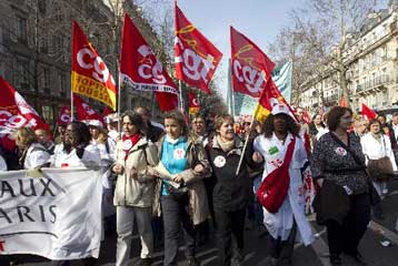 Κύμα διαδηλώσεων στη Γαλλία κόντρα στις μεταρρυθμίσεις Σαρκοζί