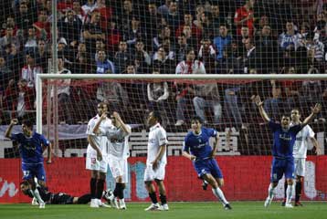 Χερέθ και Χιχόν «πλήγωσαν» στις καθυστερήσεις τις Σεβίλη και Λα Κορούνια