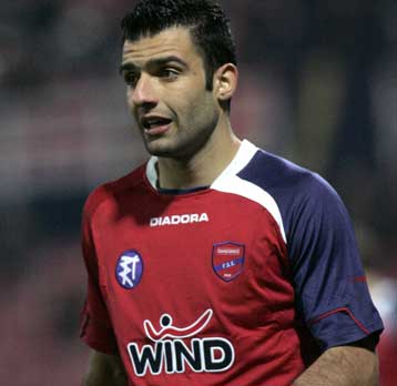 O Παναθηναϊκός θέλει Τζαβέλλα και απάντηση Χρυσοχοΐδη για την κροτίδα στο ΟΑΚΑ