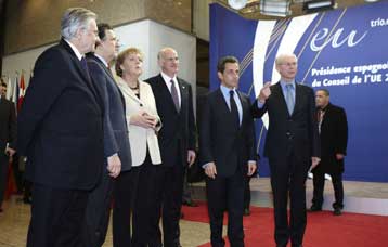 «Θρίλερ» η απόφαση της Συνόδου Κορυφής για το μηχανισμό στήριξης της Ελλάδας