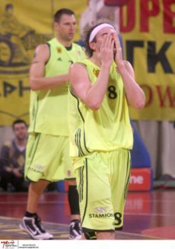 Δυσκόλεψε η πρόκριση για τον Αρη που ηττήθηκε από τη Βαλένθια στο «Αλεξάνδρειο»