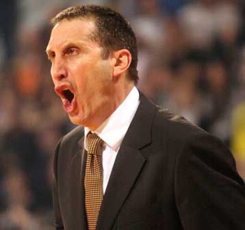 Ετοιμάζει διαμαρτυρία για τη διαιτησία στο ματς με τη Βαλένθια η ΚΑΕ Αρης