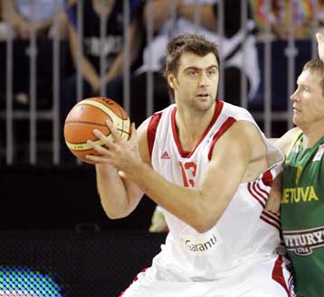 Παίζει Μουντομπάσκετ ο Οκούρ