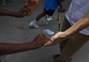 Δέσμευση της ΕΕ για χορήγηση βοήθειας ύψους 1,3 δις ευρώ στην Αϊτή