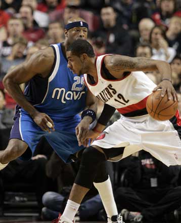 Νέα νίκη των Μπλέιζερς επί των Μάβερικς και ψυχολογικό προβάδισμα για τα πλέι οφ