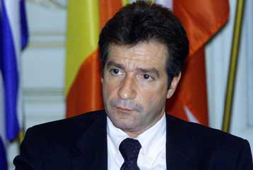 Αδικη η επιβολή της έκτακτης εισφοράς, κατά τον Συνήγορο του Πολίτη