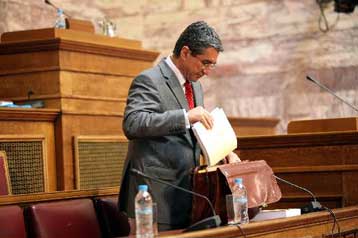 Στην ΤτΕ ανατίθεται άμεσα η διαχείριση της κινητής περιουσίας των Ταμείων