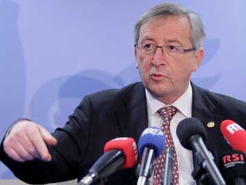 «Σύμμαχος» των κερδοσκόπων η δυνατότητα αποπομπής από τη ευρωζώνη, λέει ο Γιούνκερ