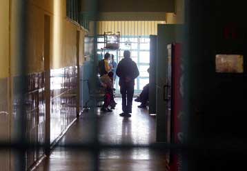 Σε σοβαρή κατάσταση νοσηλεύεται βαρυποινίτης των φυλακών Κέρκυρας