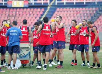 Προβλήματα στον Πανιώνιο εν όψει ΑΕΚ, αλλά και σχέδια Κιντή για το μέλλον