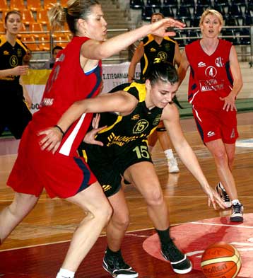 Οι Εσπερίδες πήραν το ντέρμπι από τον Παναθηναϊκό