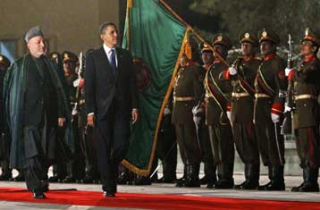 Αιφνιδιαστική επίσκεψη του Μπαράκ Ομπάμα στο Αφγανιστάν