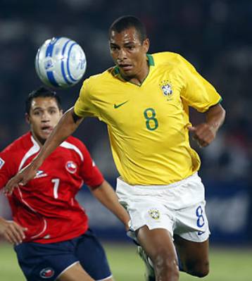 «Θα εξαντλήσω το συμβόλαιό μου» δήλωσε ο Ζιλμπέρτο