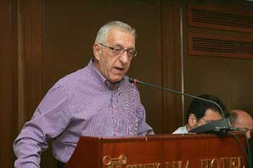 Εν αμφιβόλω το σχέδιο «Καλλικράτης», σύμφωνα με τον Ν.Κακλαμάνη