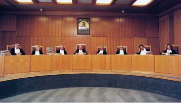 Μόνο με μεταφορά πόρων οι νέες αρμοδιότητες στην τοπική αυτοδιοίκηση