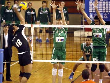 Πέρασαν στον ημιτελικό Παναθηναϊκός και Ολυμπιακός