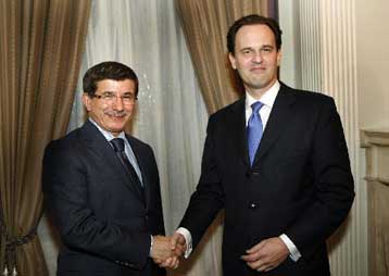 Επίσκεψη Δρούτσα στην Τουρκία στις 7 και 8 Απριλίου