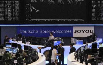 Διευρύνονται οι απώλειες στο Χρηματιστήριο μετά την υποβάθμιση τραπεζών από τη Moodys