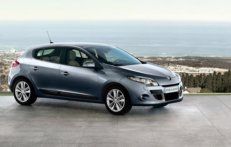 Η Renault απαλάσσει τα μοντέλα της από την αύξηση του Φ.Π.Α