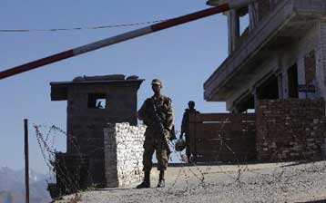 Αιματηρές συγκρούσεις του πακιστανικού στρατού με αντάρτες στην επαρχία Ορακζάι