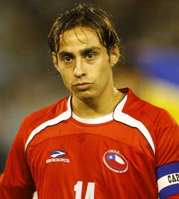 Ο Χόρχε Βαλδίβια στο μικροσκόπιο του Ολυμπιακού