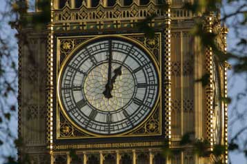 «Ασφαλές καταφύγιο» για εγκληματίες πολέμου η Βρετανία