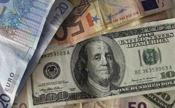 Κάτω από τα 1,33 δολάρια το ευρώ, εν μέσω ανησυχιών για την ελληνική κρίση χρέους