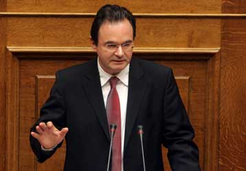 Κανένα πρόβλημα με το δανεισμό της χώρας, διαβεβαιώνει ο Γ.Παπακωνσταντίνου