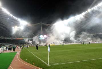 Κομμένο νύχι και κοτόπουλα… δραπέτες στις απολογίες για τα επεισόδια στα ντέρμπι