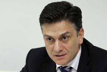 Ο στόχος για τους ημιυπαίθριους δεν είναι εισπρακτικός, υποστηρίζει το ΥΠΕΚΑ