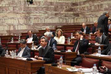 Υπερψηφίστηκε από την Επιτροπή της Βουλής το φορολογικό νομοσχέδιο