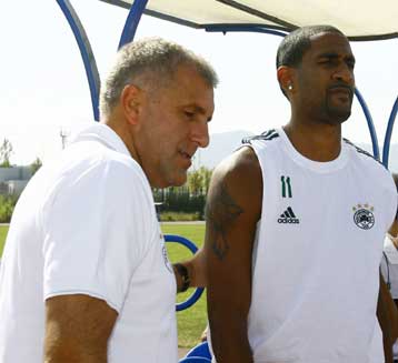 Σοβαρότητα ζήτησε ο Ομπράντοβιτς εν όψει Πανιωνίου