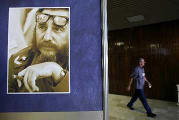 «Κεραυνοί» από τον Φιντέλ Κάστρο κατά ΗΠΑ-ΕΕ για τις απεργίες πείνας αντιφρονούντων