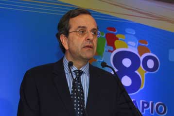 Ακόμα και διαγραφές μελετά ο Αντ.Σαμαράς για να μπει τέλος στην εσωστρέφεια