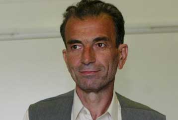 Επέστρεψε στην Ελλάδα ο Θανάσης Λερούνης