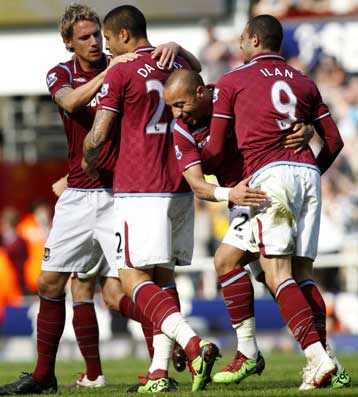 Νίκες χρυσάφι για Μπέρνλι και Γουέστ Χαμ, μαθηματικά «αντίο» είπε η Πόρτσμουθ